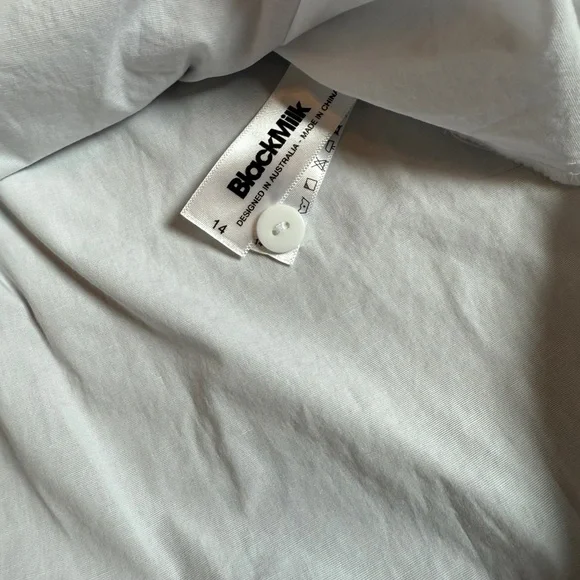 Blackmilk Clothing Gothic Romance Cinched Waist Button Up Shirt - Picture 8 of 10